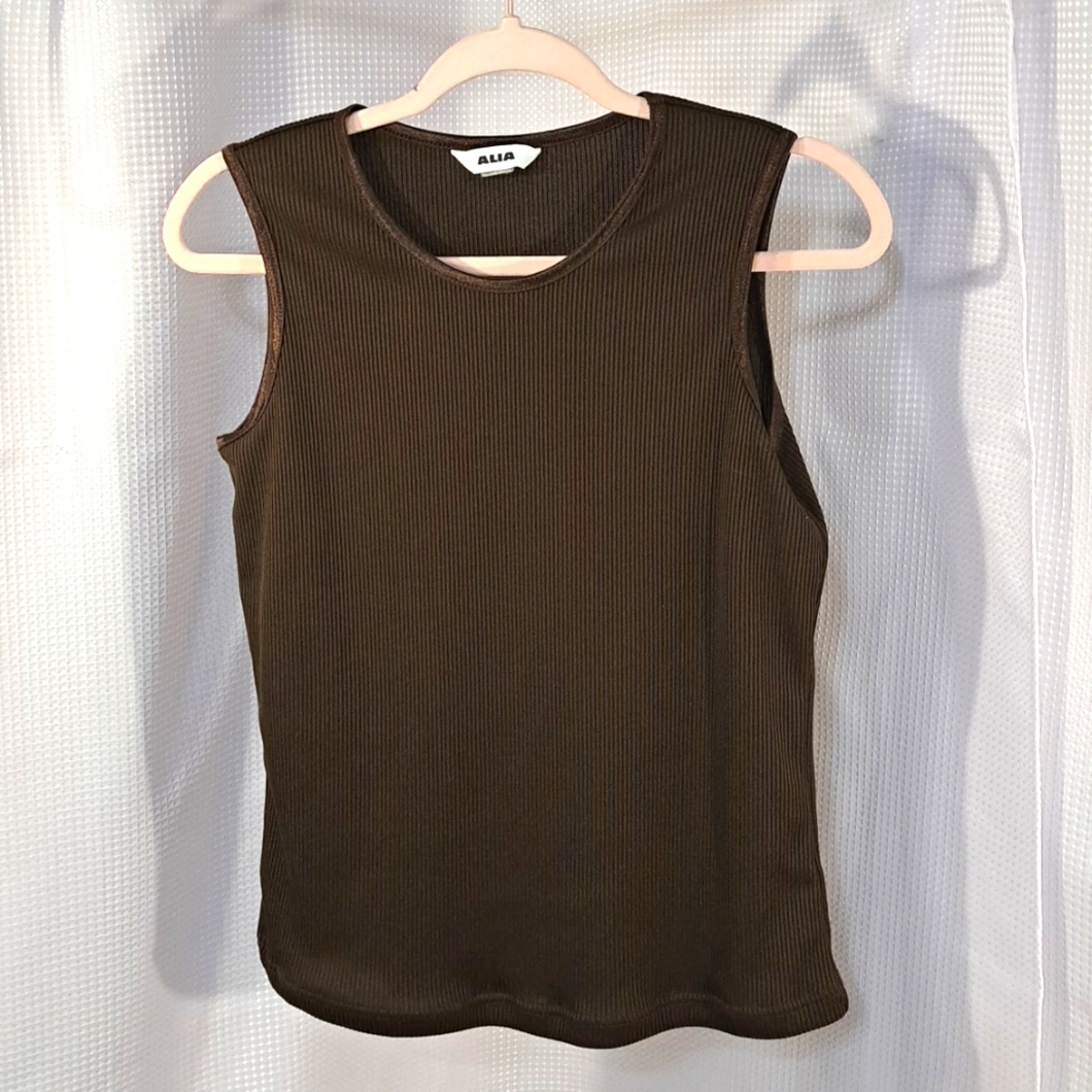 3/$25 Alia Woman's Sleeveless Ribbed Top